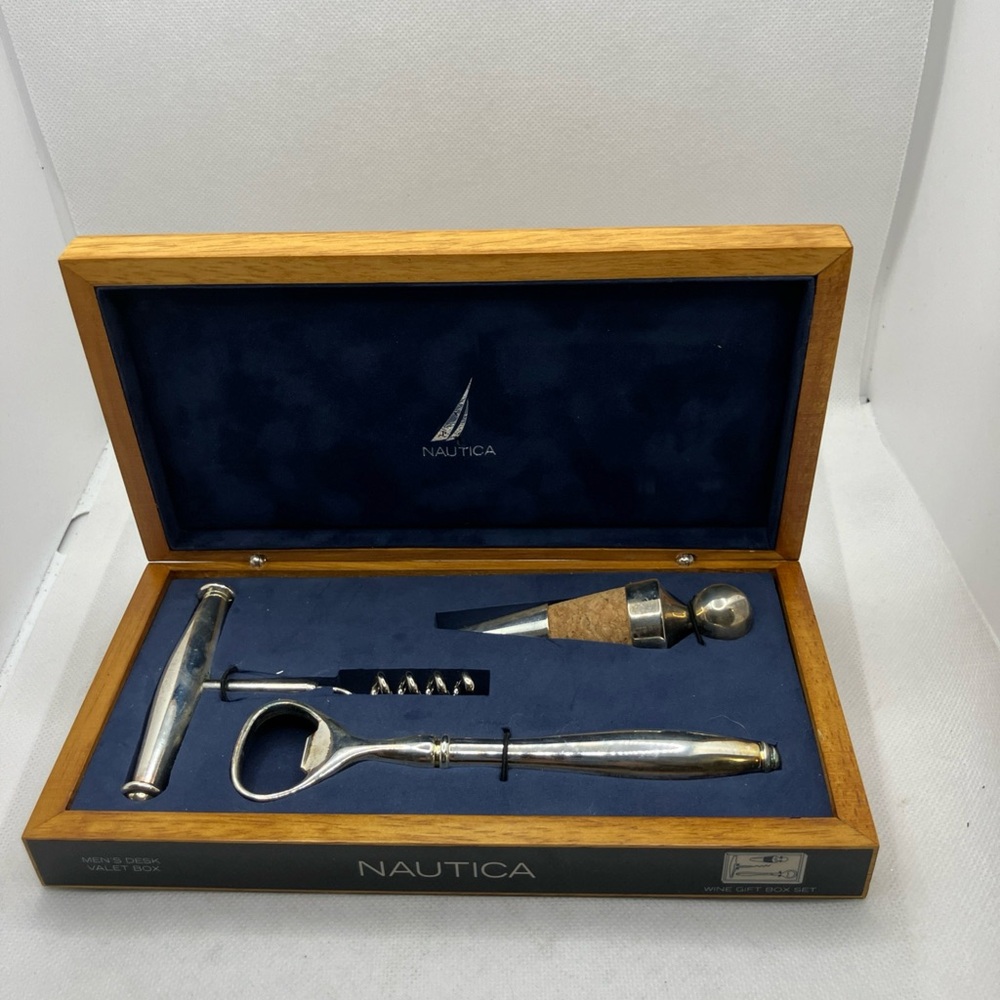 NAUTICA Walnut Wine Gift Box Set Mens Desk Valet Box 95089 Bar Accessories